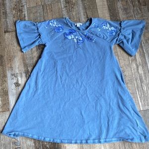 🎉 2/$25 Art & Eden blue floral tunic/dress